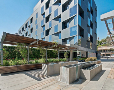 8500 W Sunset Boulevard - Photo Thumbnail 38