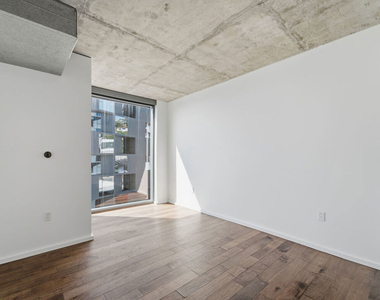 8500 W Sunset Boulevard - Photo Thumbnail 10