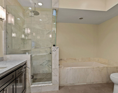 100 N Wetherly Drive - Photo Thumbnail 23