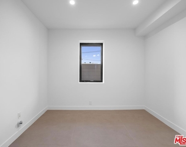 5623 Murray Lane - Photo Thumbnail 33