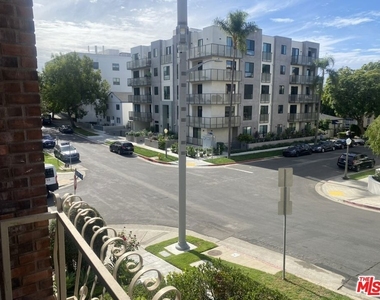 10271 Almayo Avenue - Photo Thumbnail 57