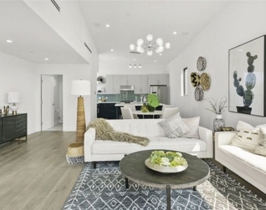 8267 Aria Drive - Photo Thumbnail 31