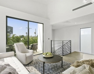 8267 Aria Drive - Photo Thumbnail 29