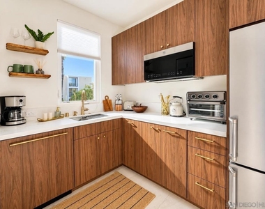 3905 Haines St. - Photo Thumbnail 3