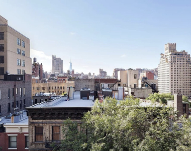West 25th Street - Photo Thumbnail 7