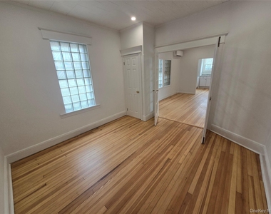 69 N Ocean Avenue - Photo Thumbnail 3