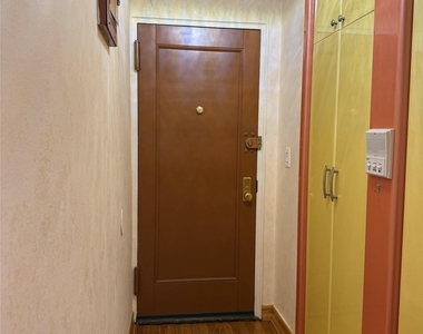 102-55 67th Road - Photo Thumbnail 8