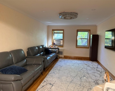 102-55 67th Road - Photo Thumbnail 4