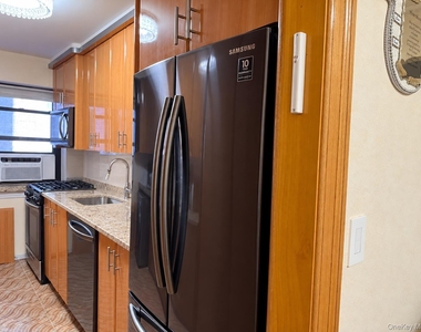 102-55 67th Road - Photo Thumbnail 3