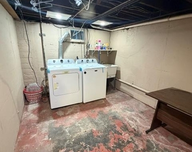 650 8th Avenue - Photo Thumbnail 16
