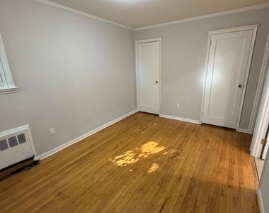 650 8th Avenue - Photo Thumbnail 11