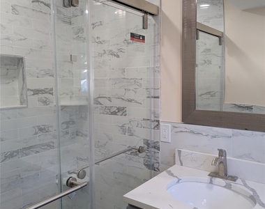 423 Clarice Boulevard - Photo Thumbnail 1