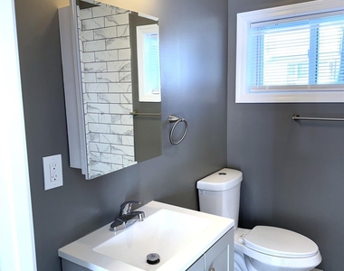21 Collegeview Avenue - Photo Thumbnail 2