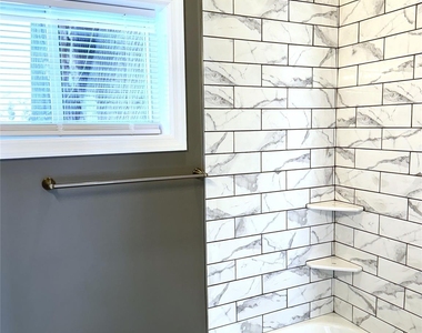 21 Collegeview Avenue - Photo Thumbnail 3