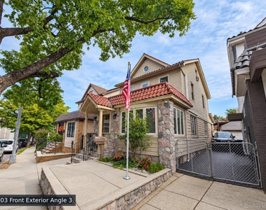 7905 Woodhaven Boulevard - Photo Thumbnail 2