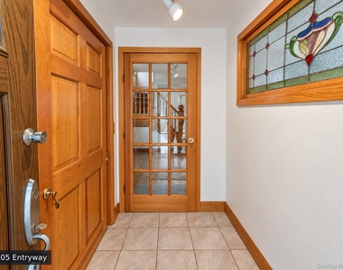 7905 Woodhaven Boulevard - Photo Thumbnail 4