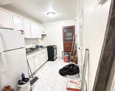 6553 Booth Street - Photo Thumbnail 1