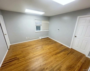 224 Beach 20th Street - Photo Thumbnail 2