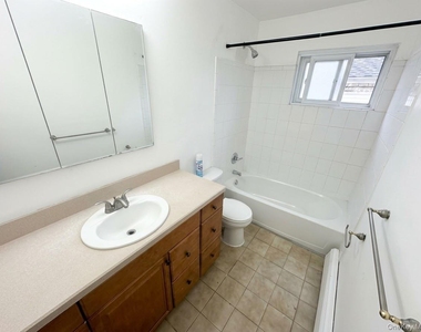 224 Beach 20th Street - Photo Thumbnail 4