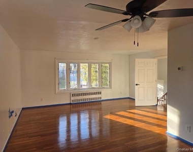 1503 Dunbar Street - Photo Thumbnail 2