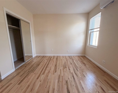 3232 60th Street - Photo Thumbnail 7