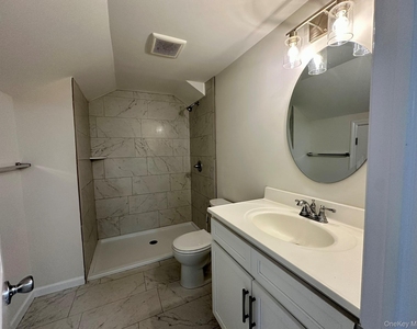 125 W Main Street - Photo Thumbnail 15