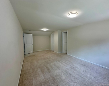 125 W Main Street - Photo Thumbnail 18
