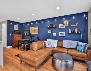 34 Hudson Street - Photo Thumbnail 5