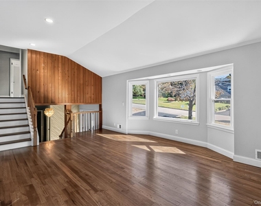 221 Falmouth Road - Photo Thumbnail 6