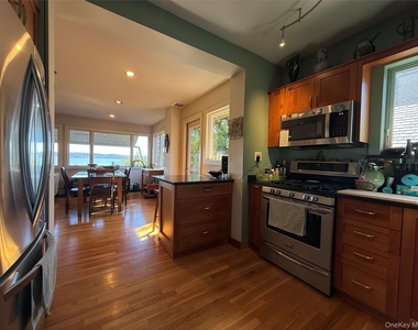 93 Piermont Avenue - Photo Thumbnail 4