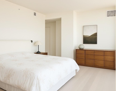 131-03 40th Road - Photo Thumbnail 9