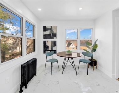 20 Mersereau Avenue - Photo Thumbnail 33