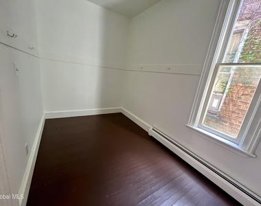 225 Green Street - Photo Thumbnail 22