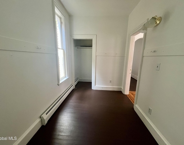 225 Green Street - Photo Thumbnail 23