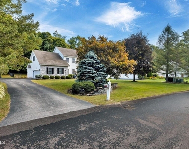 20 Birch Hill Road - Photo Thumbnail 3
