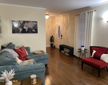 2213 Balltown Road - Photo Thumbnail 2