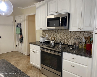 2213 Balltown Road - Photo Thumbnail 7