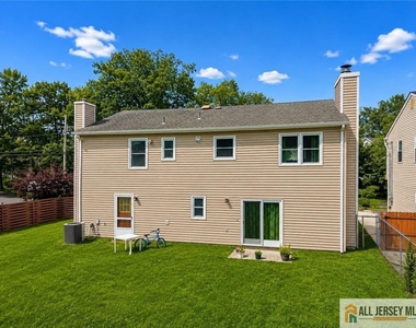 66 Edison Avenue - Photo Thumbnail 22