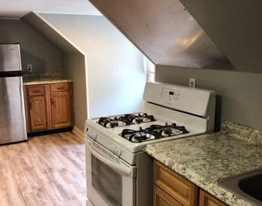 25 Upland Avenue - Photo Thumbnail 1