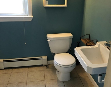 25 Upland Avenue - Photo Thumbnail 3