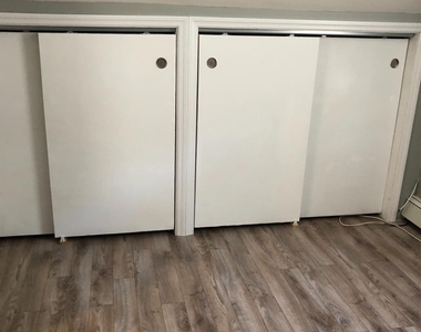25 Upland Avenue - Photo Thumbnail 6