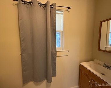 309 Dunellen Avenue - Photo Thumbnail 19