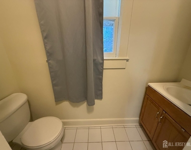 309 Dunellen Avenue - Photo Thumbnail 20