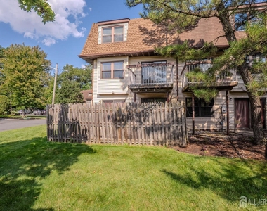 6005 N Oaks Boulevard - Photo Thumbnail 10