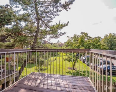 6005 N Oaks Boulevard - Photo Thumbnail 12