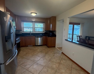 4 Michael Avenue - Photo Thumbnail 7