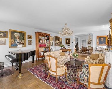 19 E 88th Street - Photo Thumbnail 1