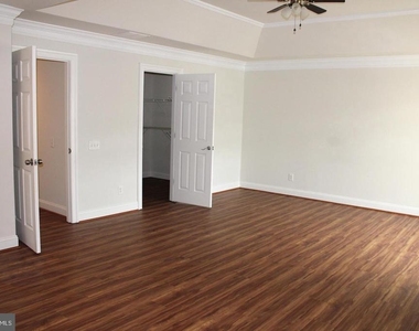 43555 White Cap Terrace - Photo Thumbnail 11