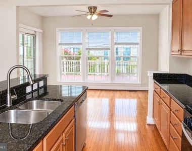 43555 White Cap Terrace - Photo Thumbnail 6