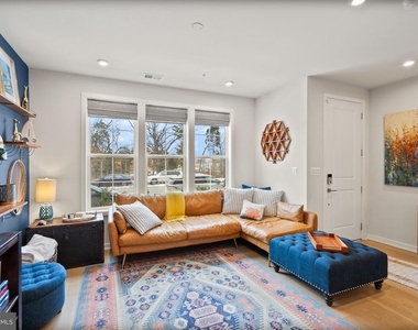 43553 Charitable Street - Photo Thumbnail 7